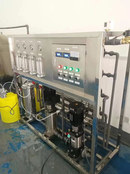 確山地下水除鐵錳設(shè)備與每小時0.5噸反滲透純水設(shè)備 純凈水生產(chǎn)的關(guān)鍵機械設(shè)備