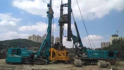 創(chuàng)新突破，智造未來(lái) 山河智能全球首臺(tái)自行式全回轉(zhuǎn)全套管鉆機(jī)成功首鉆